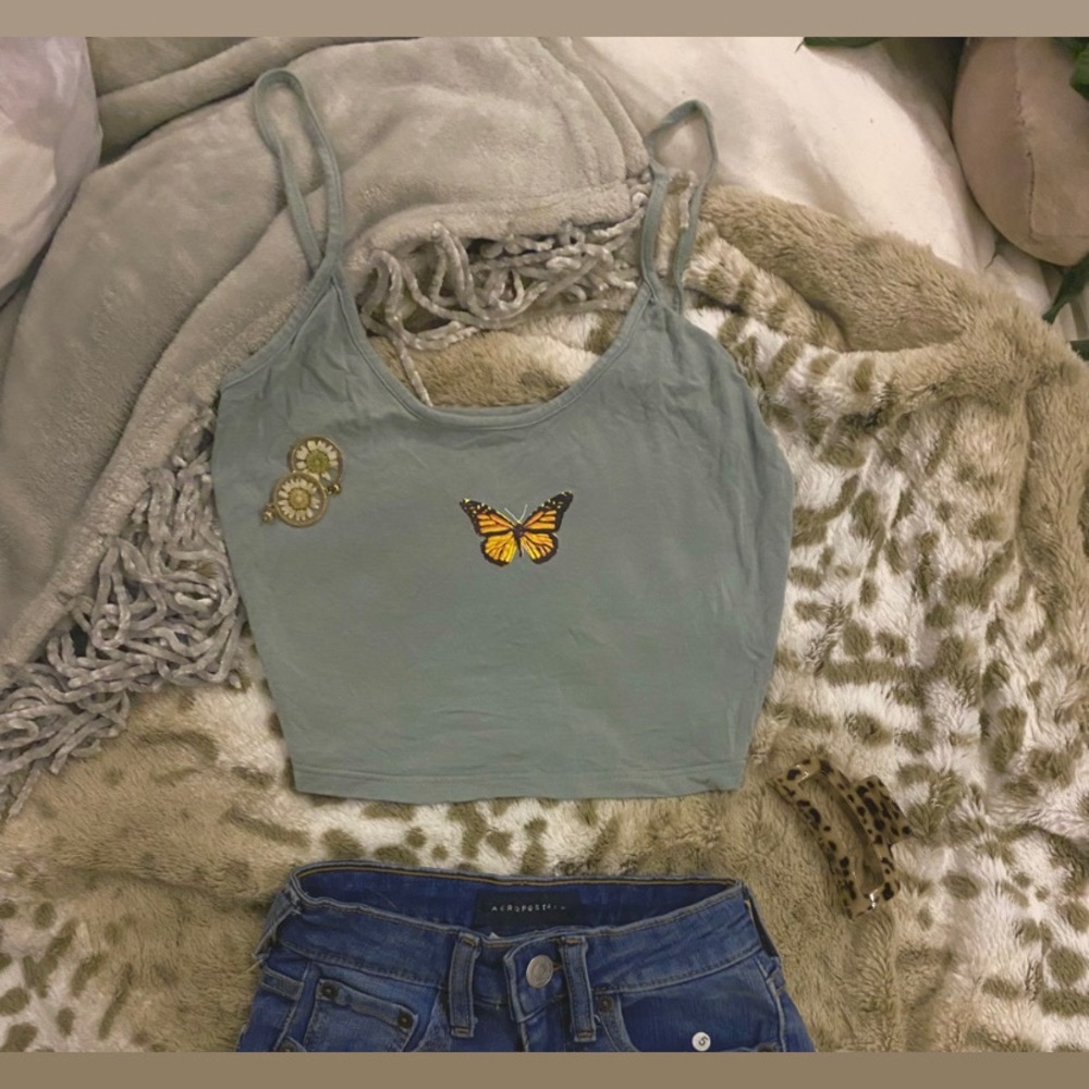 foam green shein crop top